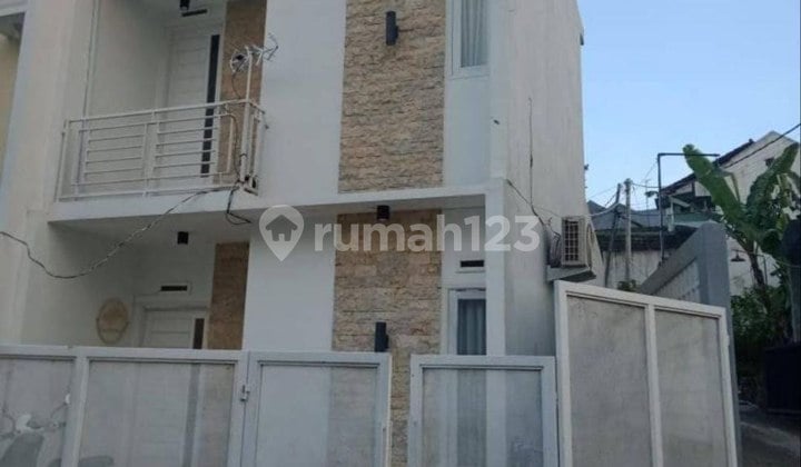 Rumah 2 Lantai Estetik dan Terawat di Balearjosari Blimbing Kota Malang