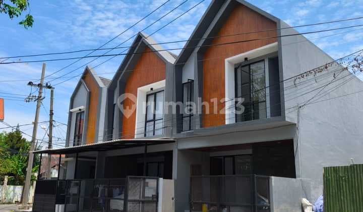 Rumah Gress Minimalis SHM 2 Lantai di Manyar Surabaya Timur SAFE 91