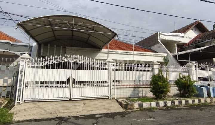 Rumah SHM Siap Huni Dharmahusada Indah Surabaya Timur Safe 119