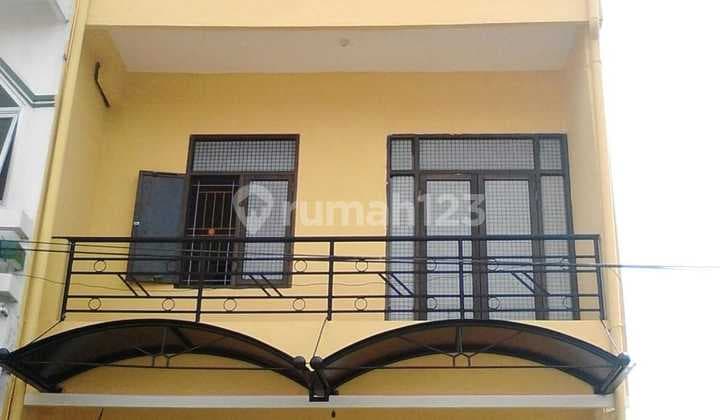 Jual Ruko 3 Lantai SHM Siap Huni Kedung Baruk Surabaya JA 689