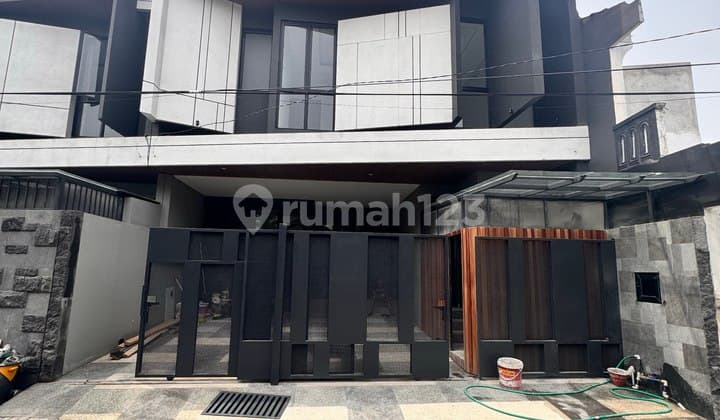 Rumah Baru 2 lt SHM Modern Minimalis Manyar Surabaya Timur Bw 404