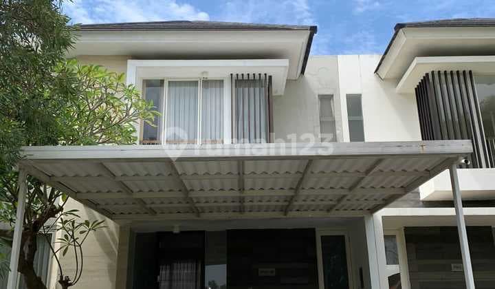 Rumah 2 LT SHM Full Furnish Pelican Hill Citraland Ja 716