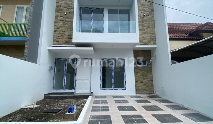 Rumah Gress 2 Lantai Modern Minimalis Bukit Palma Citraland Kus 35