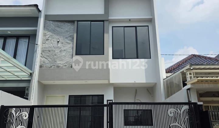 Rumah Baru 2 LT Galaxy Bumi Permai Araya Surabaya Timur Vg 272