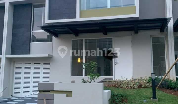 Rumah Exclusive Cluster Mozart Summarecon Serpong