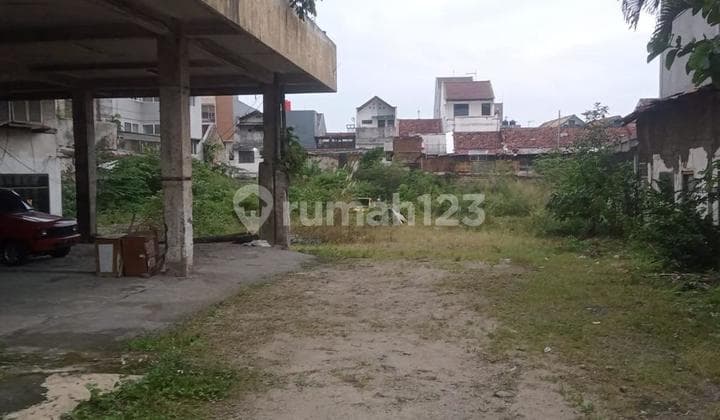 Selling Land and Shop House Building Cheap in the Center of Bandung City