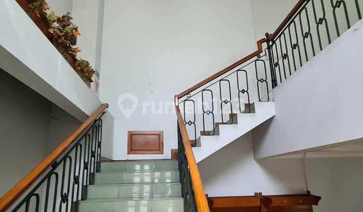 Jual Gudang Kantor Gedung Jl. Ciateul Buat Kantor Bandung