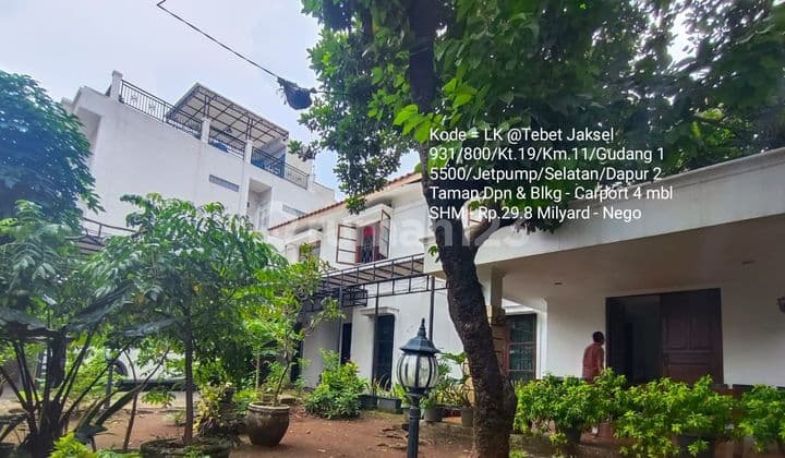 Rumah sangat luas,Asri,Nyaman di Tebet Jakarta selatan