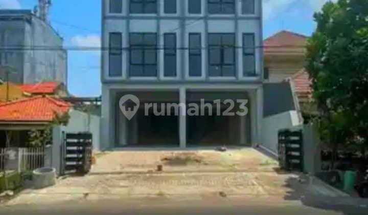 Pucang Anom Shop House Surabaya Near Pucang Market