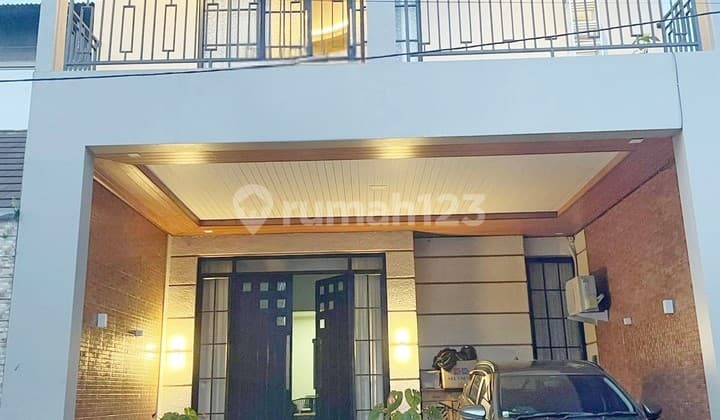 Rumah Bagus 4 Lantai di Rancamaya Golf Kota Bogor