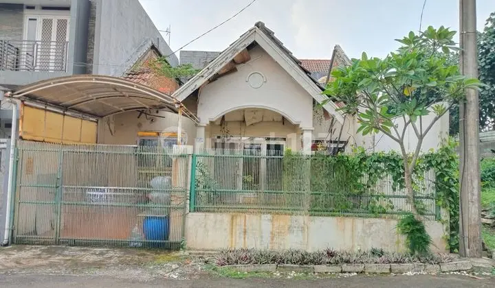 Rumah Posisi Hook Di Taman Pajajaran Kota Bogor