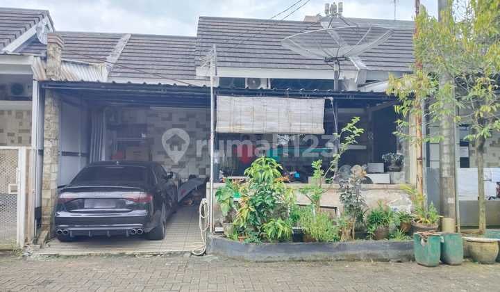 Semi-Furnished Front Row Cluster House, Rancamaya Golf Bogor
