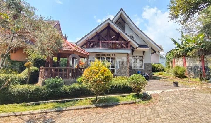 Land Hook Position Villa in Flower City Puncak Cianjur