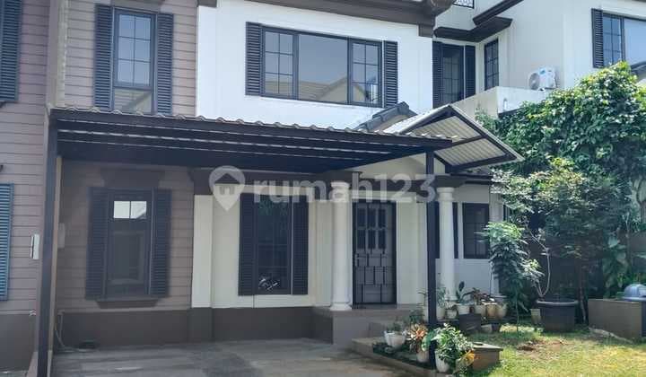Rumah Terawat 2 Lantai di Rancamaya Golf Bogor