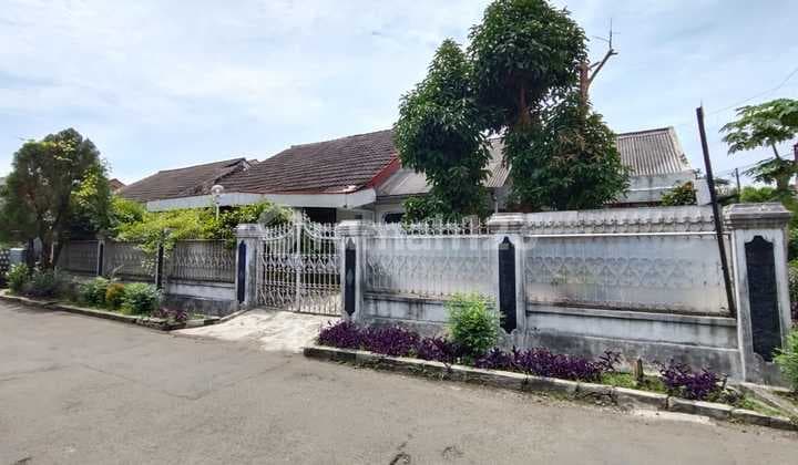 Rumah Strategis Posisi Hook Di Budi Agung Kota Bogor