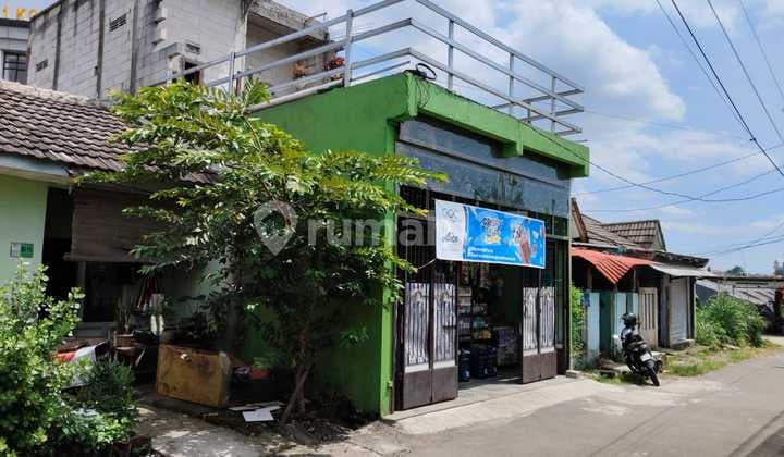 Rumah 1,5 Lantai di Taman Griya Kencana Kota Bogor