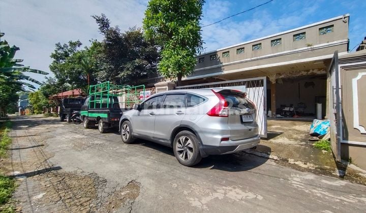House in the Paspampres Complex, Batu Ciomas City.