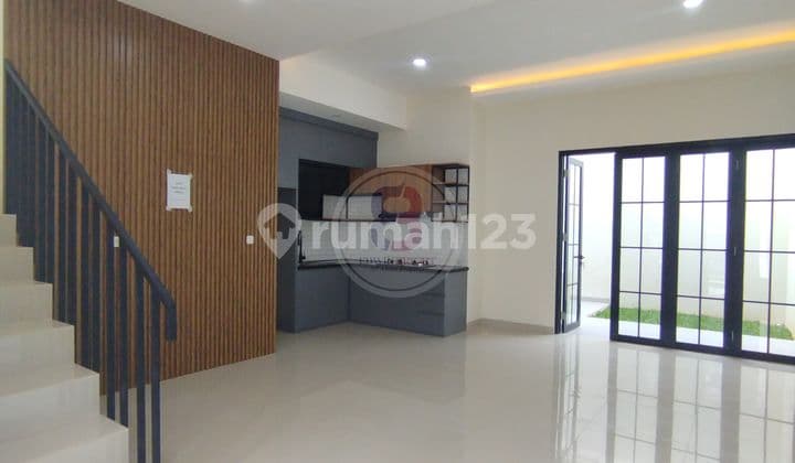 Rumah Brand New Dalam Cluster Exclusive di Graha Raya Bintaro