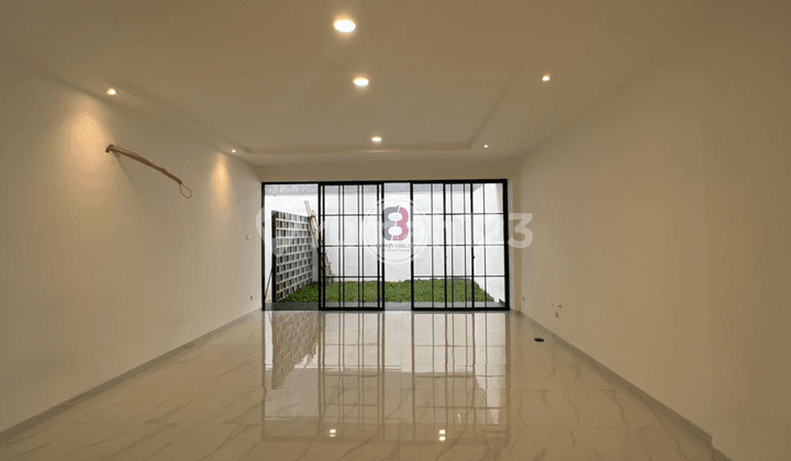Rumah American Classic Depan Taman di Bintaro Jaya Sektor 9