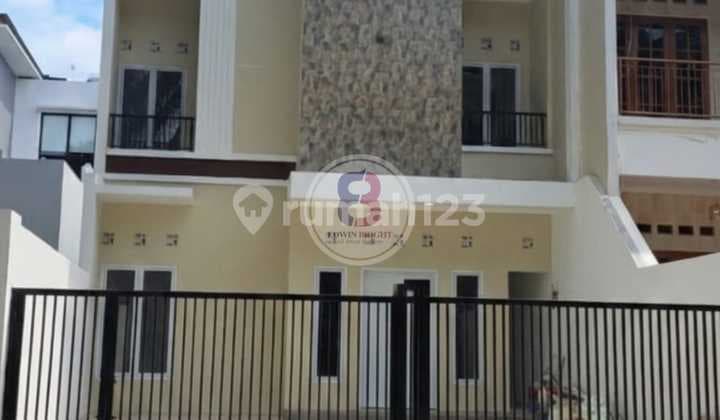 For Rent: House in a Strategic Location by the Road, Suitable for an Office