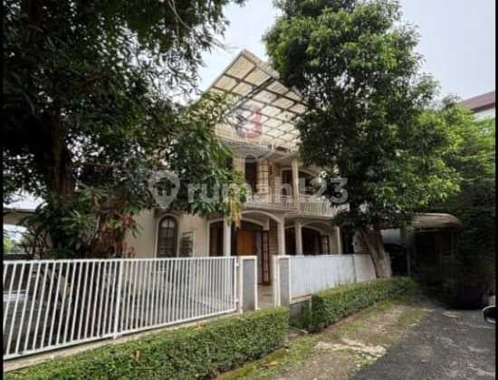 Rumah Modern Posisi Hoek Strategis - Bintaro Jaya Sektor 2