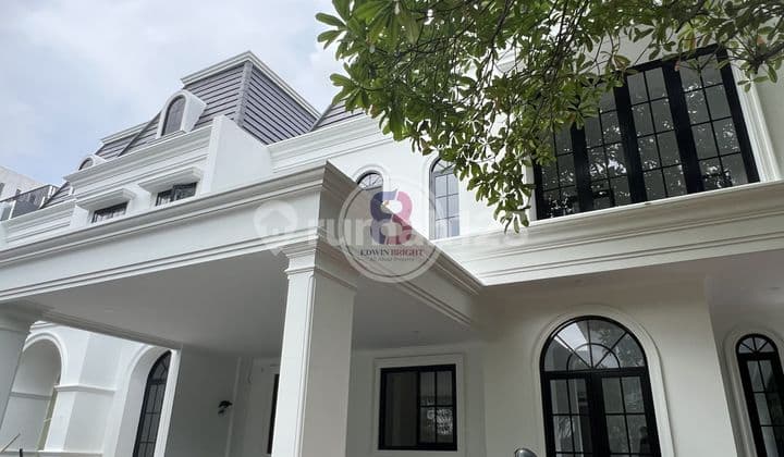 Rumah Mewah American Classic Posisi Hoek di Bintaro Jaya Sektor 9