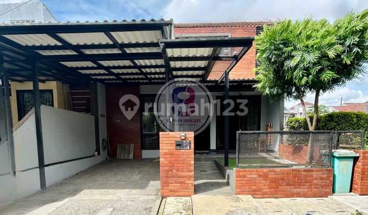 Rumah Desain Industrial Selangkah ke Tol Parigi Full Furnished