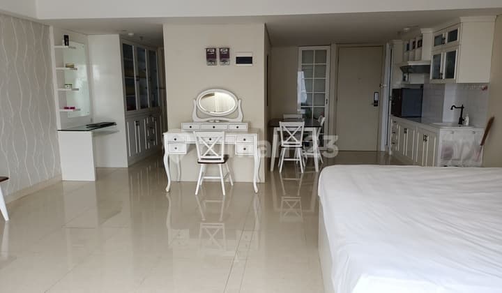 For Sale Combined 2 Studio Apartments in Warhol, A Yani