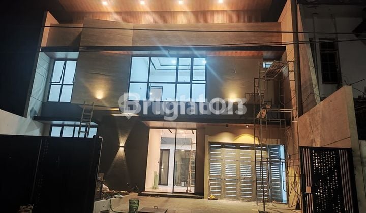 Kertajaya Rumah Dalam Kompleks Elite