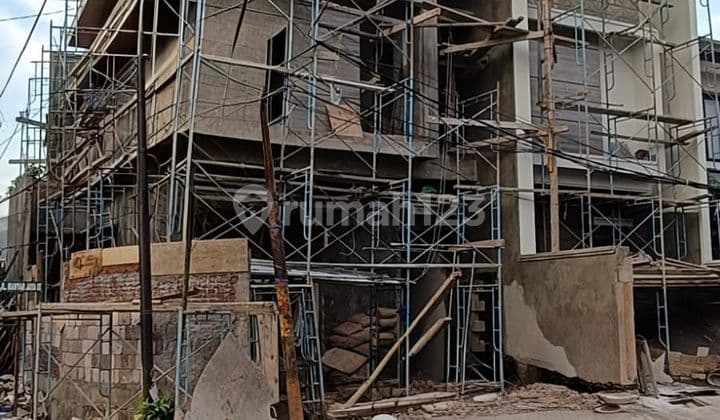 RUMAH HOOK GRESS MANYAR JAYA, MANYAR KARTIKA SURABAYA, ONE GATE SISTEM