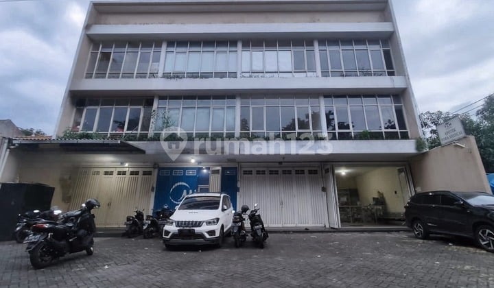 Rungkut Asri Surabaya Ruko 3 Lantai Kondisi Bagus Nego Rungkut Asri Surabaya Ruko 3 Lantai Kondisi Bagus Nego