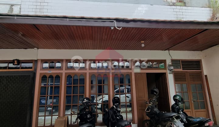 Rumah 2 Lantai Strategis Kota di Setia Budi, Pontianak Selatan