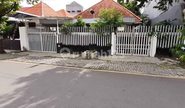 Rumah di Cipunegara Lokasi Strategis, Bebas Banjir, Cocok Untuk Tempat Usaha atau Kantor