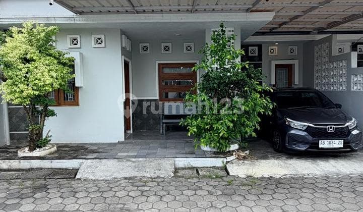Rumah Minimalis Murah Didalam Cluster One Gate System di Gedongkuning Yogyakarta