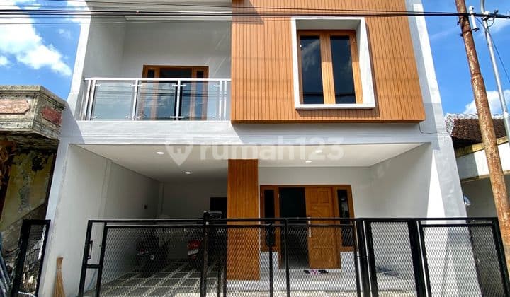 Rumah Baru Mewah Di Jalan Magelang Km 6 Dalam Ringroad Dekat Jogja City Mall