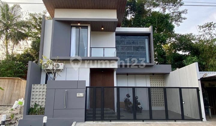 Rumah Mewah Full Perabot Murah Banget Lokasi di Dekat Perum Greenhills Jakal Sleman Yogyakarta