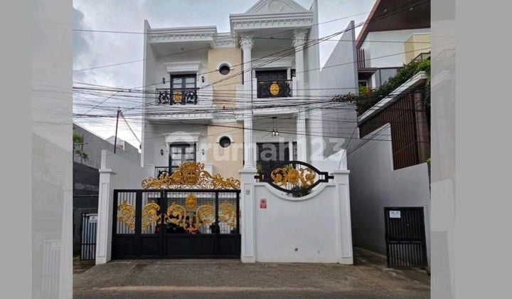Dijual Rumah di Kebon Jeruk Jl Masjid Al Anwar, Dekat ke Jl Panjang - Palmerah, Bagus SHM