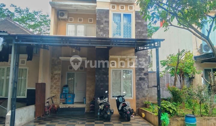 Cheap, Bali-style Terrace in BSB City Semarang