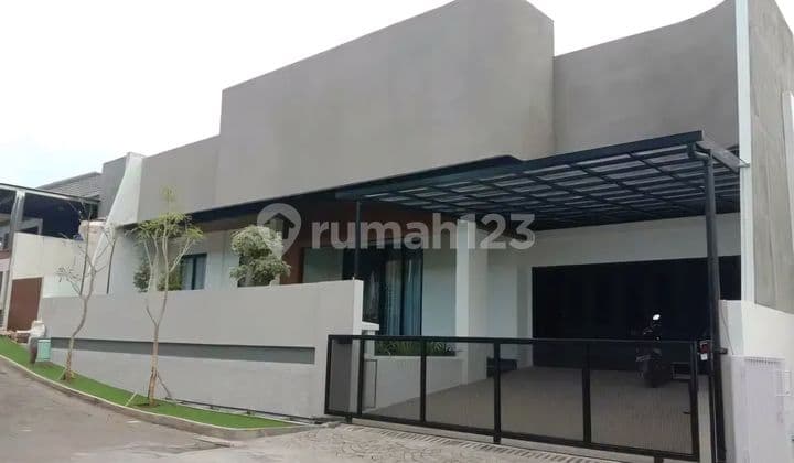 Rumah Graha Candi Golf Jangli Tembalang