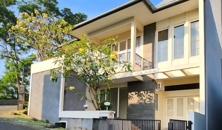 Rumah Candi Golf Jangli Semarang