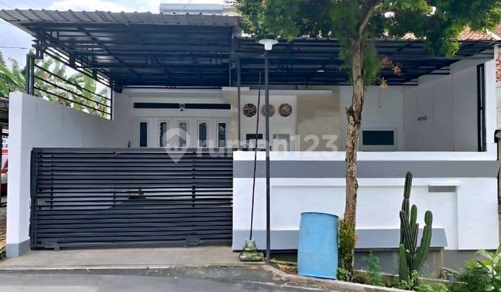 Rumah Candi Penataran Manyaran Semarang Barat