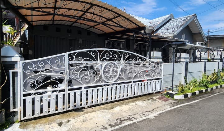 Rumah Lebdosari Semarang Barat, Siap Huni