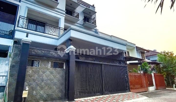 Lt 135 Type 9x15 LB 320 Puri Kencana 3-Story House Brand New