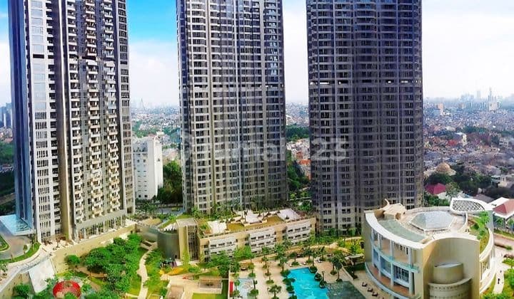 Taman Anggrek Condo 135 m2 Private Lift Stunning City View