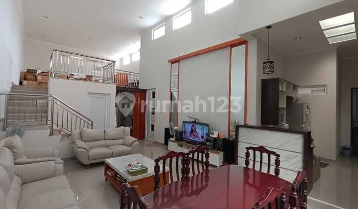 Rumah 2 Lantai Bagus Siap Pakai Tengah Kota Shm Di Rejomulyo