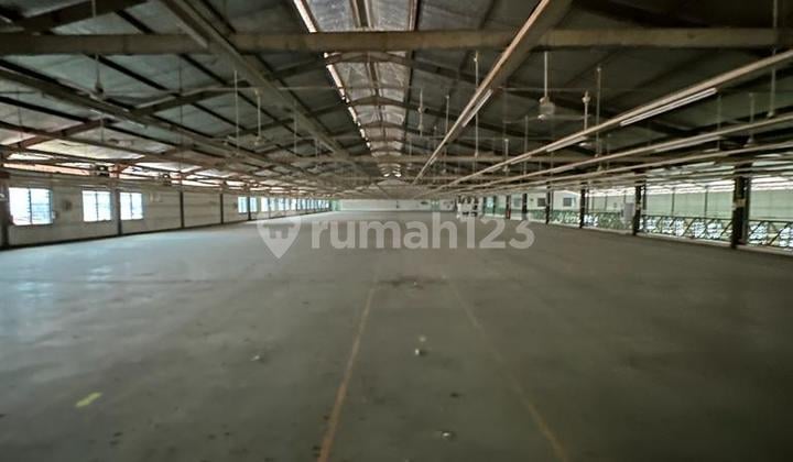 Gudang Pabrik Siap Pakai Ada Loading Dock Zona Industri