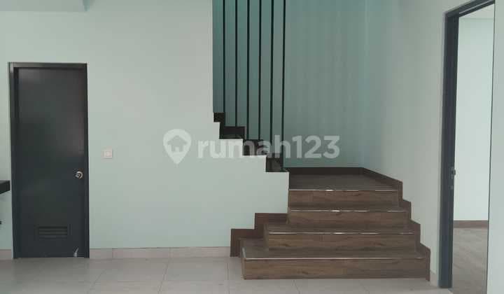 Rumah 2 Lantai Siap Huni SHM di Citraland Bsb Selangkah Dari Danau