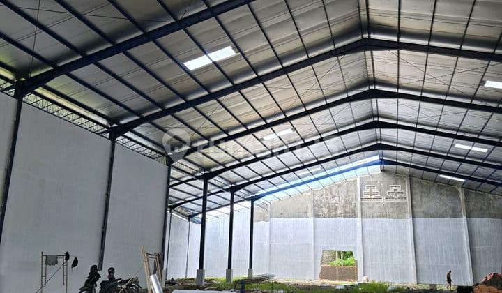 Gudang Baru Ada Loading Dock Di Kawasan Industri Candi