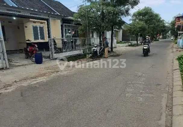 Over Kredit Luas 120 Meter Posisi Jalur Utama