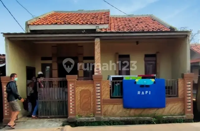 Dijual Rumah Pinggir Jalan Lokasi Strategis Bebas Banjir